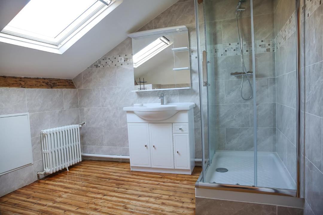 Croix Blanche - Le Logis Apartment Tournan-en-Brie ภายนอก รูปภาพ