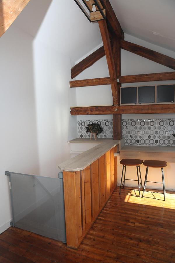 Croix Blanche - Le Logis Apartment Tournan-en-Brie ภายนอก รูปภาพ