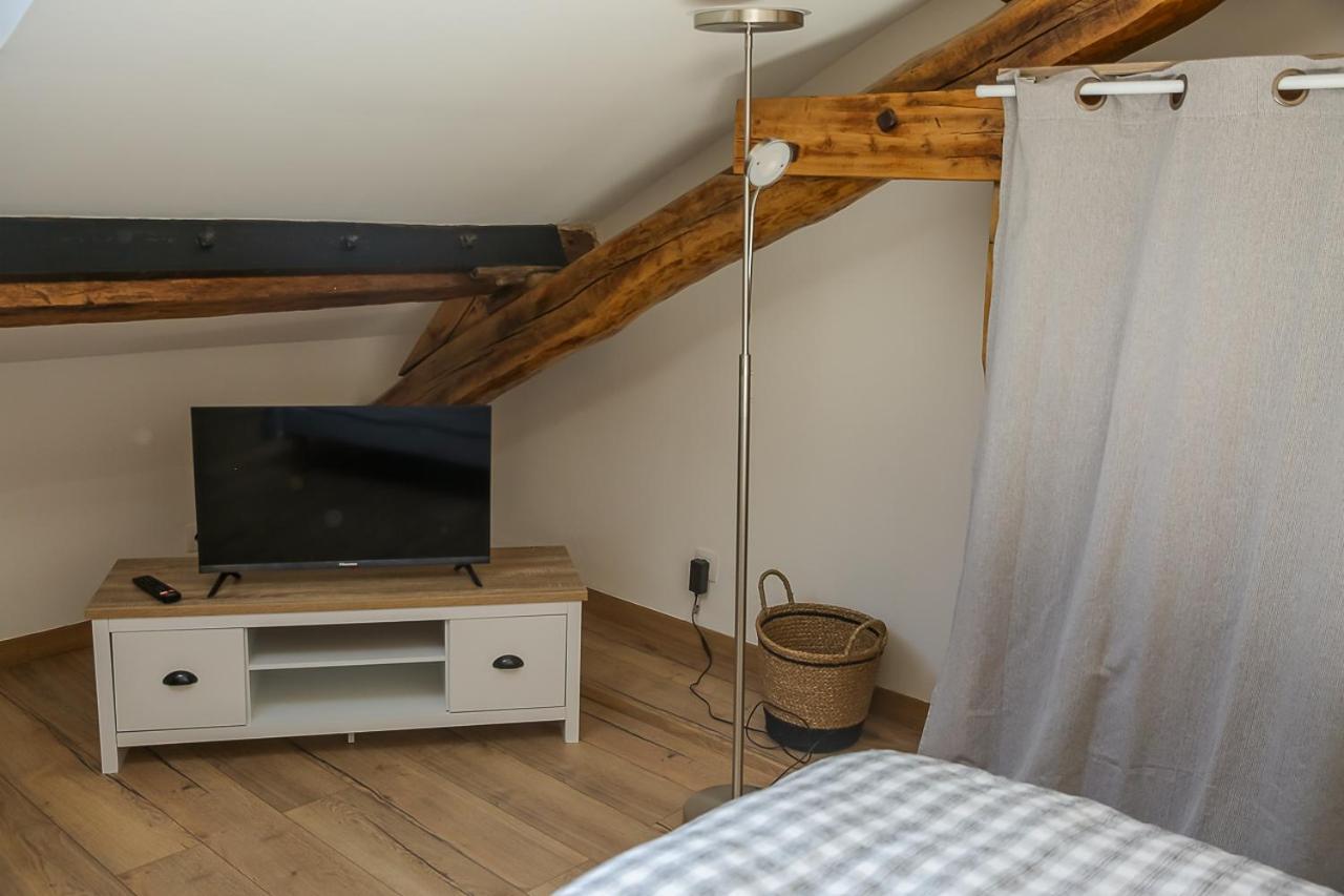Croix Blanche - Le Logis Apartment Tournan-en-Brie ภายนอก รูปภาพ